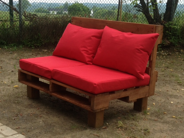 Des meubles de patio en palettes—Original et amusant &#224; faire soi-m&#234;me!