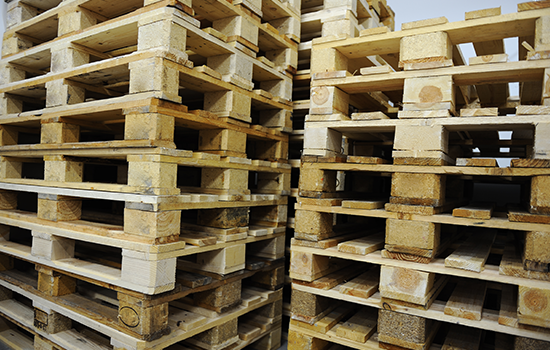 Emballage avec palettes, Importer-exporter palettes de bois
